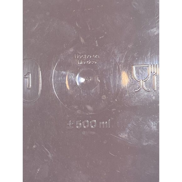 Tupperware Modular Mates Oval Set of 4 (1, 2 (2), 3) with Red Lids - Picture 3 of 5